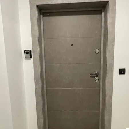 Joy Vracar 3 Bedrooms 2 Bathrooms Appartement *