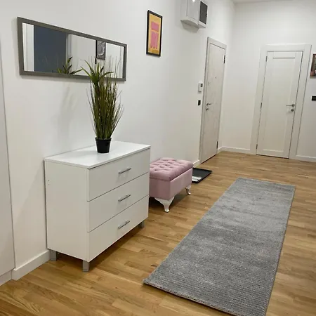 Joy Vracar 3 Bedrooms 2 Bathrooms