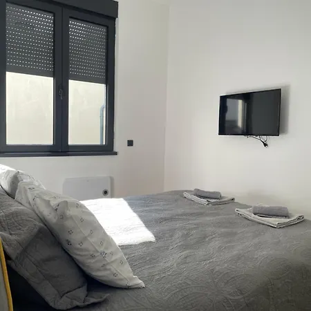 Lägenhet Joy Vracar 3 Bedrooms 2 Bathrooms *