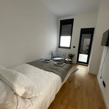 Joy Vracar 3 Bedrooms 2 Bathrooms * Belgrad